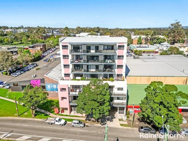 7/14 Henry Street, NSW 2750
