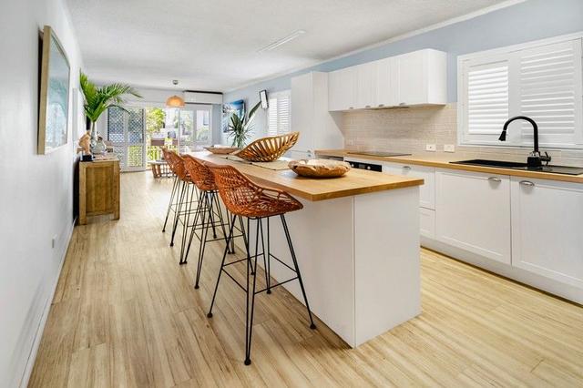 1/28 Sunrise Boulevard, QLD 4217