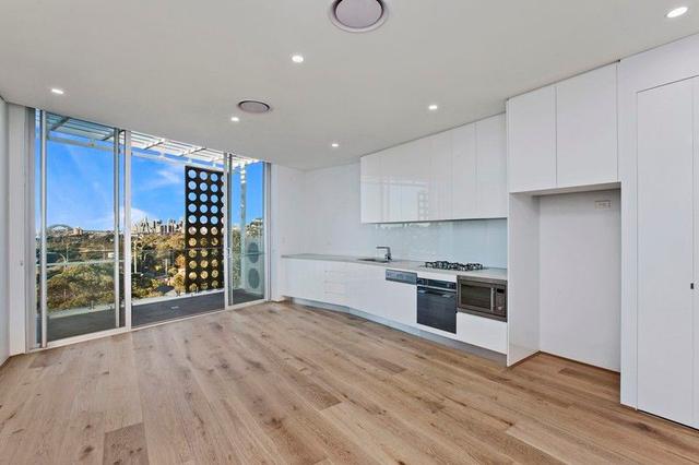 402/33 Lonsdale Street, NSW 2040