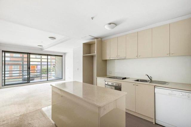 2/99 Brickworks Drive, VIC 3056