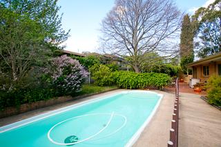Pool (2011-02-10)
