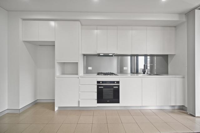 107/28 Burelli Street, NSW 2500