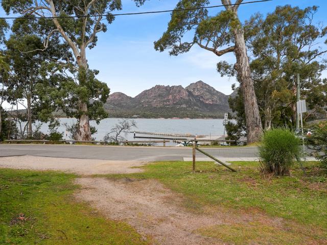 3 Esplanade East, TAS 7215