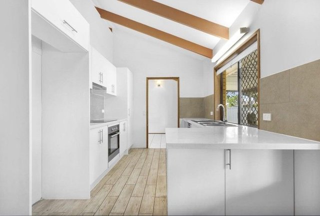 24 Melody Street, QLD 4218