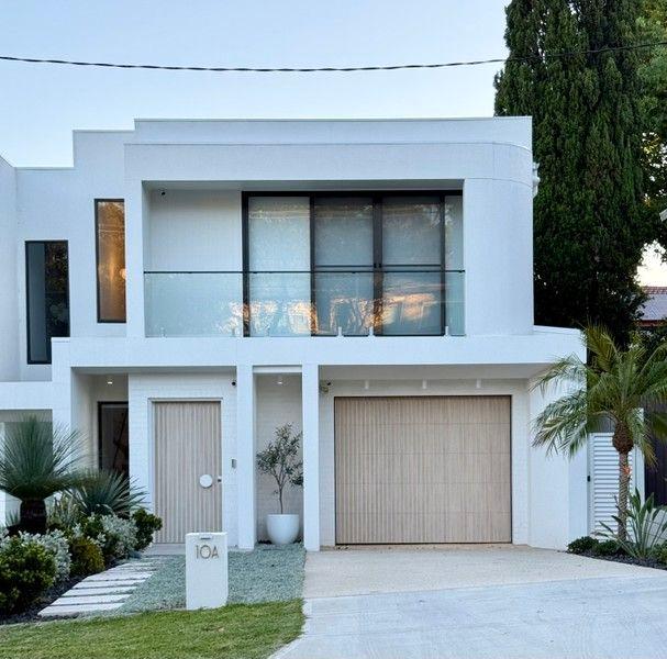 10A Yvonne Crescent, NSW 2198