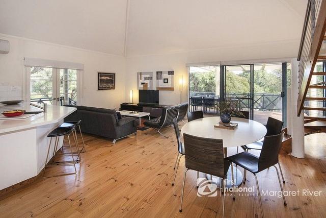 1/24 Freycinet Way, WA 6285