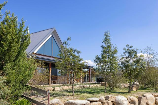 3 Grey Mare Court, NSW 2627