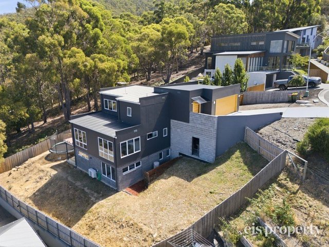 11 Hutchinson Place, TAS 7000
