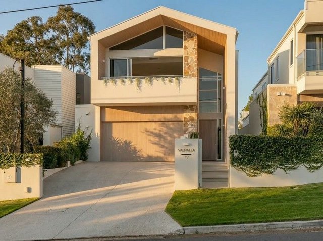 19 Thornycroft Street, QLD 4121