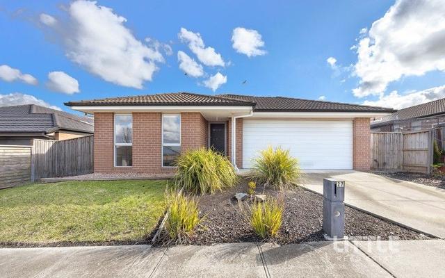 27 Blackwattle Court, VIC 3754