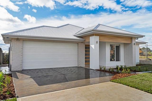 25 Frampton Drive, NSW 2560