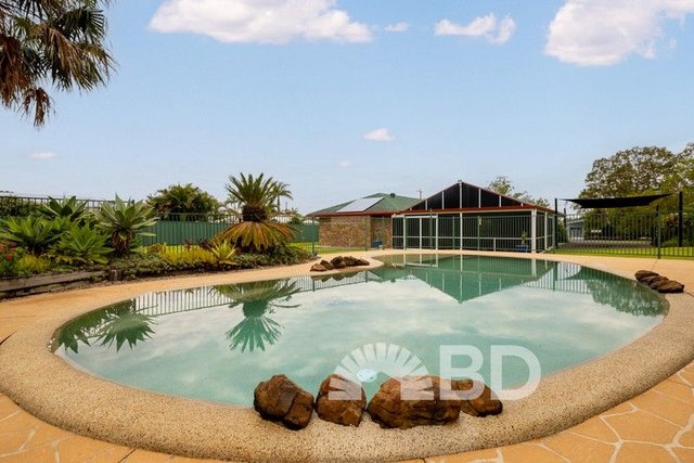 2 Oxford Road, QLD 4505