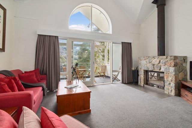 2/18 Bobuck Lane, NSW 2625