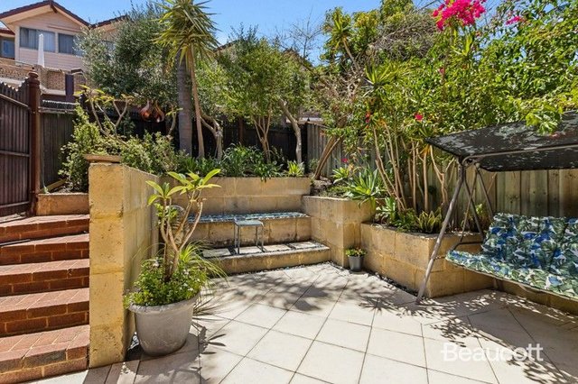 10/5 Conroy Street, WA 6051