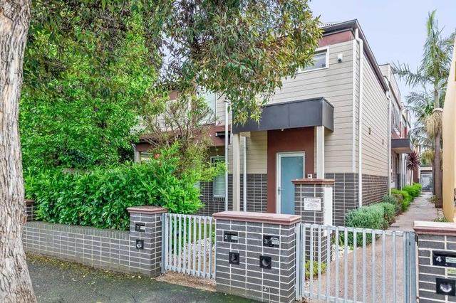 2/157 Holden Street, VIC 3068