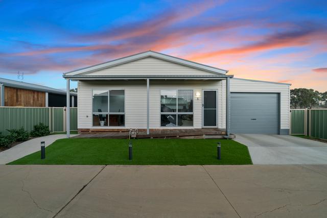5 Lorikeet Drive, NSW 2714