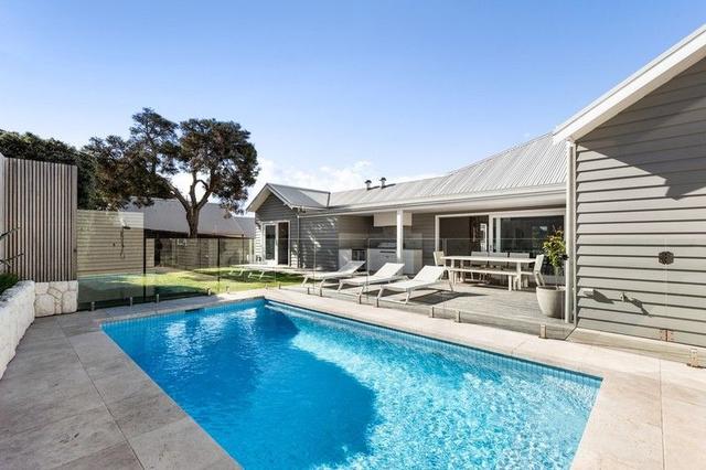 6 Pekina Square, VIC 3943
