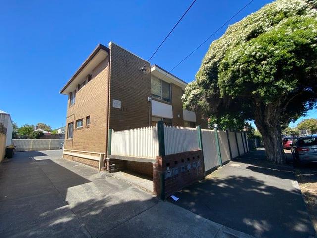 2/49 Collier Crescent, VIC 3056