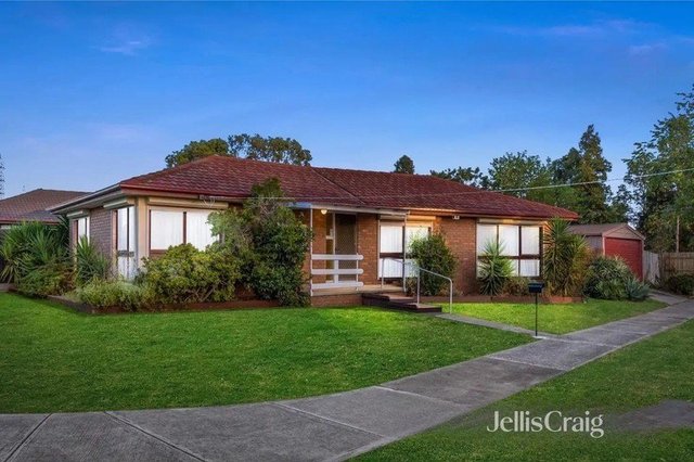 35 Angelique Grove, VIC 3021