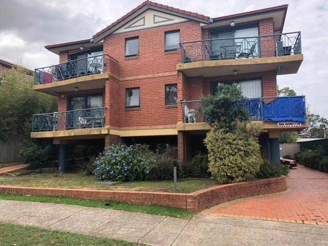 2/7 Derwent Street, NSW 2221