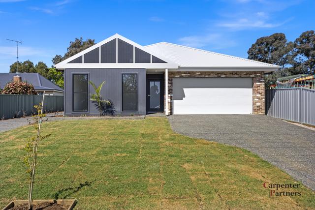 8 Albert Avenue, NSW 2572