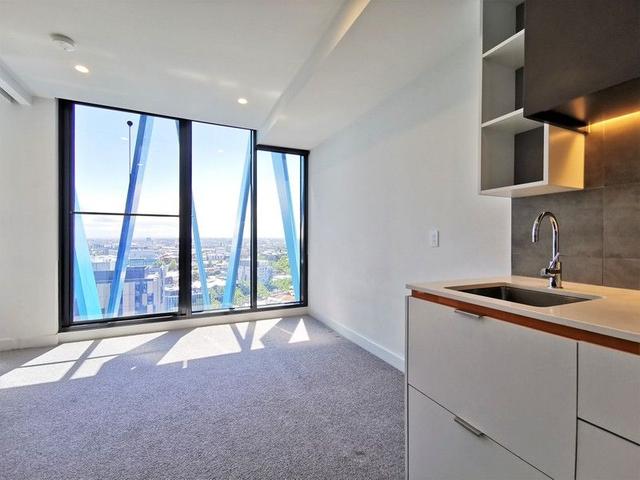 2111/28 Bouverie Street, VIC 3053