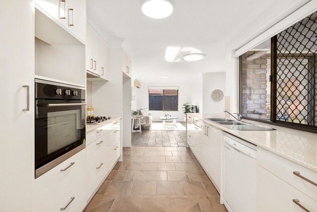 73 De Mille Street, QLD 4053