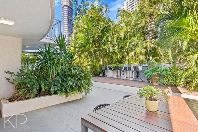 2/21-27 Markwell Avenue, QLD 4217