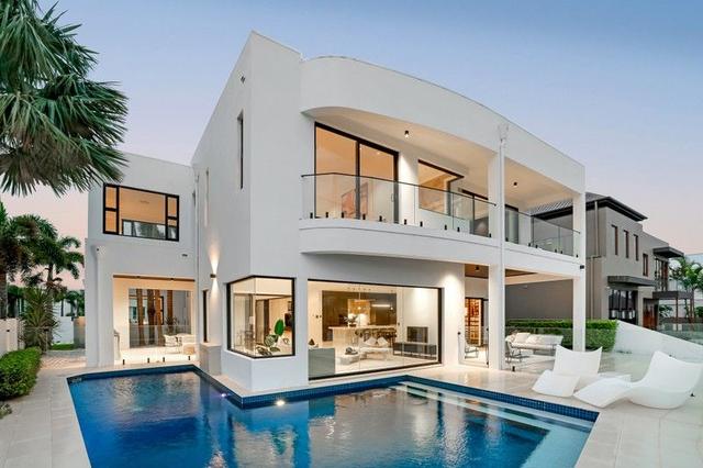 5 Royal Albert Crescent, QLD 4216