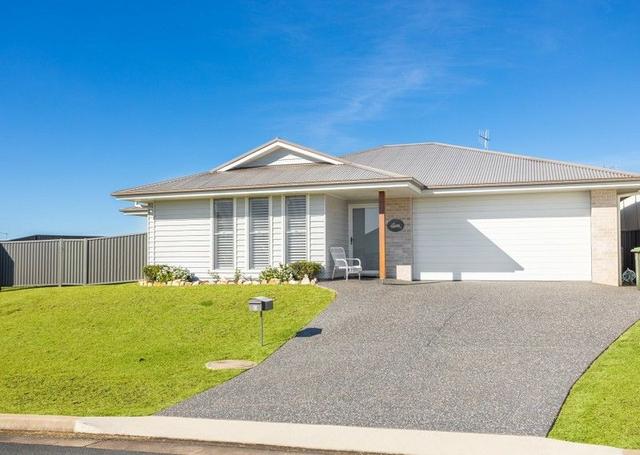 8 Ondaroo Crest, NSW 2430
