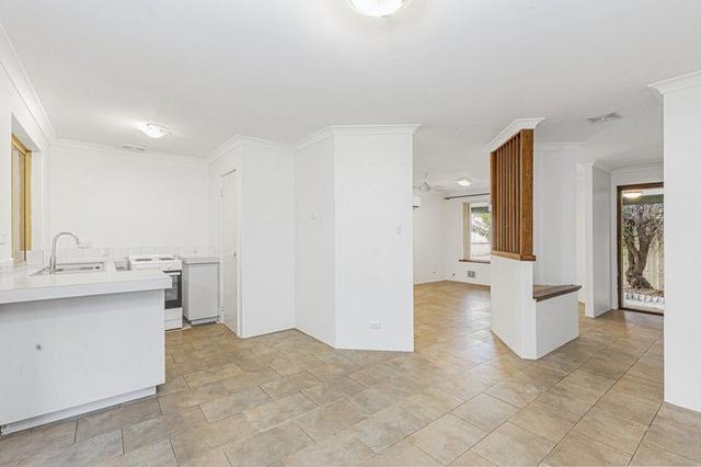 1B Manyarra Turn, WA 6027