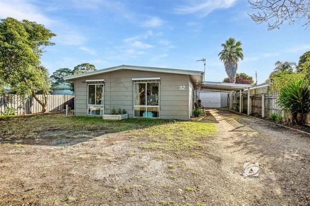 32 Ashley Street, VIC 3880