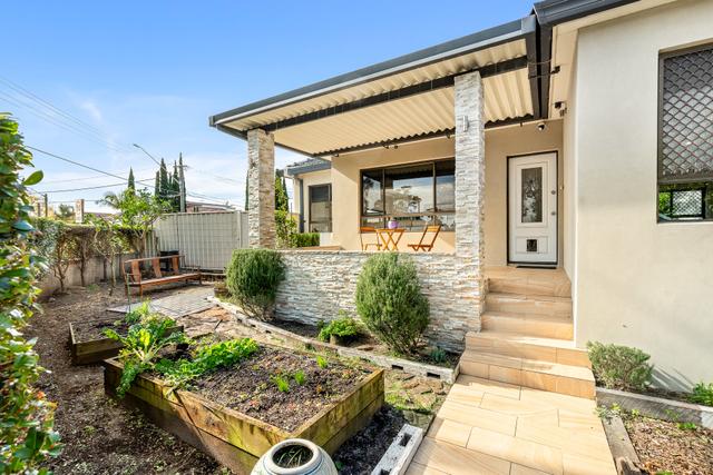 2A Chuter Avenue, NSW 2217