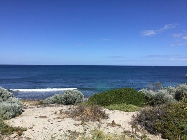 9/179 West Coast Drive, WA 6020