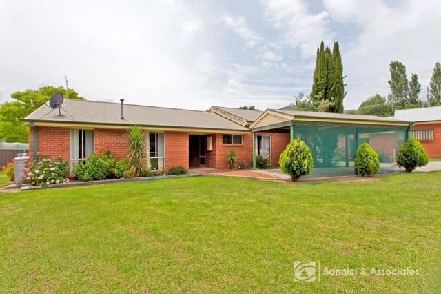 4/7 Tooma Street, VIC 3700