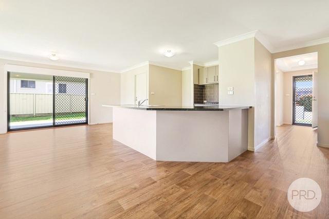 11 Rosella Street, NSW 2338