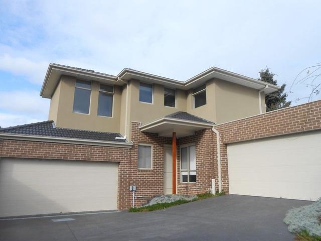 2/10 Raymond Court, VIC 3166