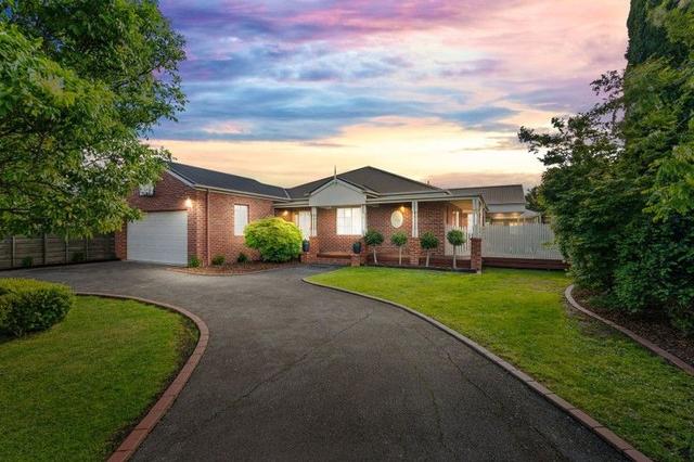 12 Blaxland Court, VIC 3844