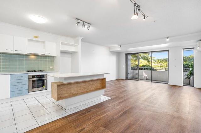 2/45 Oxlade Drive, QLD 4005