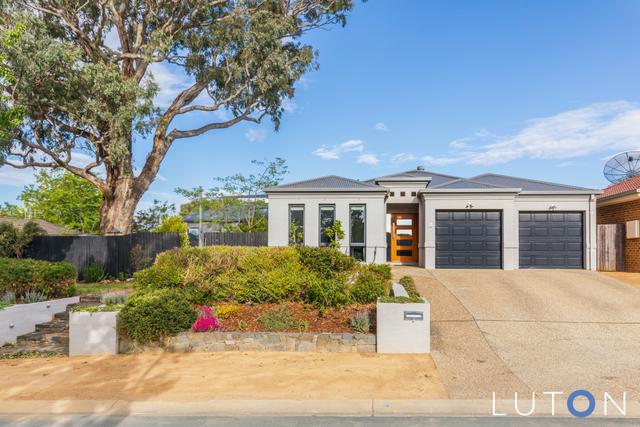 8 Inglewood Street, ACT 2912