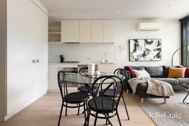 201/31 Napoleon Street, VIC 3066