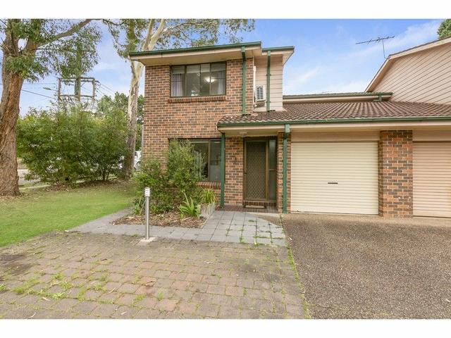 1/5 Leamington Road, NSW 2117