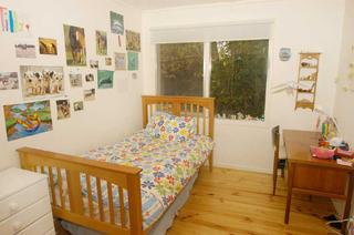 Bed 2 (2005-04-08)