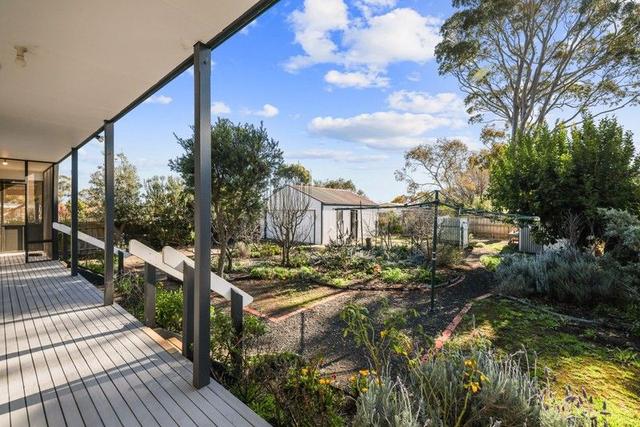24 Cuthbert Street, VIC 3984