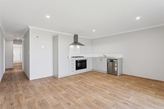 3 Jerrail Street, WA 6035