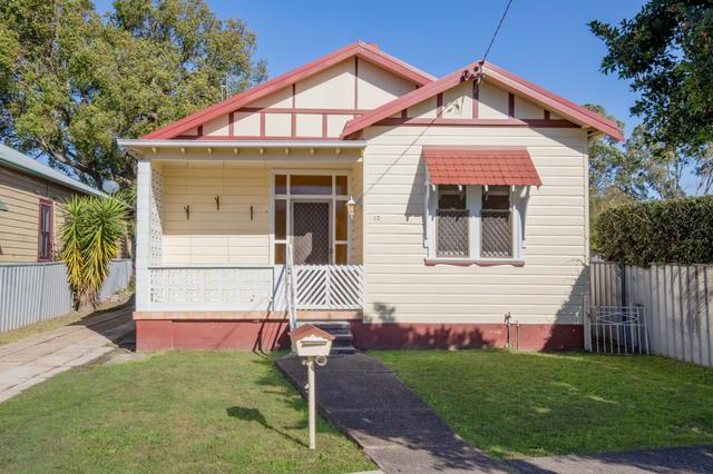 12 Burke Street, NSW 2305