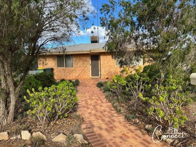 9 Nicholson Street, WA 6401