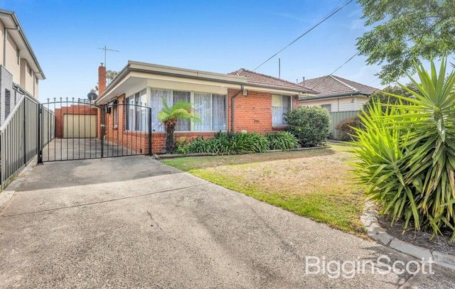 38 Lindenow Street, VIC 3012