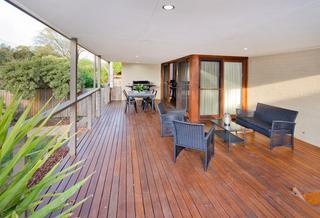 Entertaining Balcony (2015-10-10)