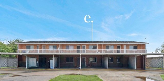 4/221 Evan Street, QLD 4740